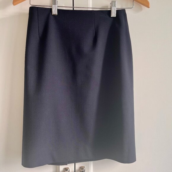 THEORY Navy Pencil Skirt | Size 0 - Picture 1 of 4
